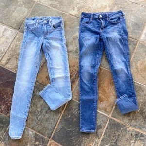 2 pairs of American Eagle Jeans!